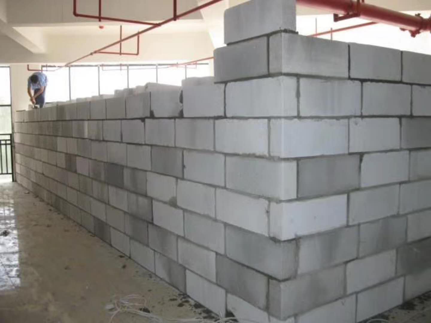 思南蒸压加气混凝土砌块承重墙静力和抗震性能的研究